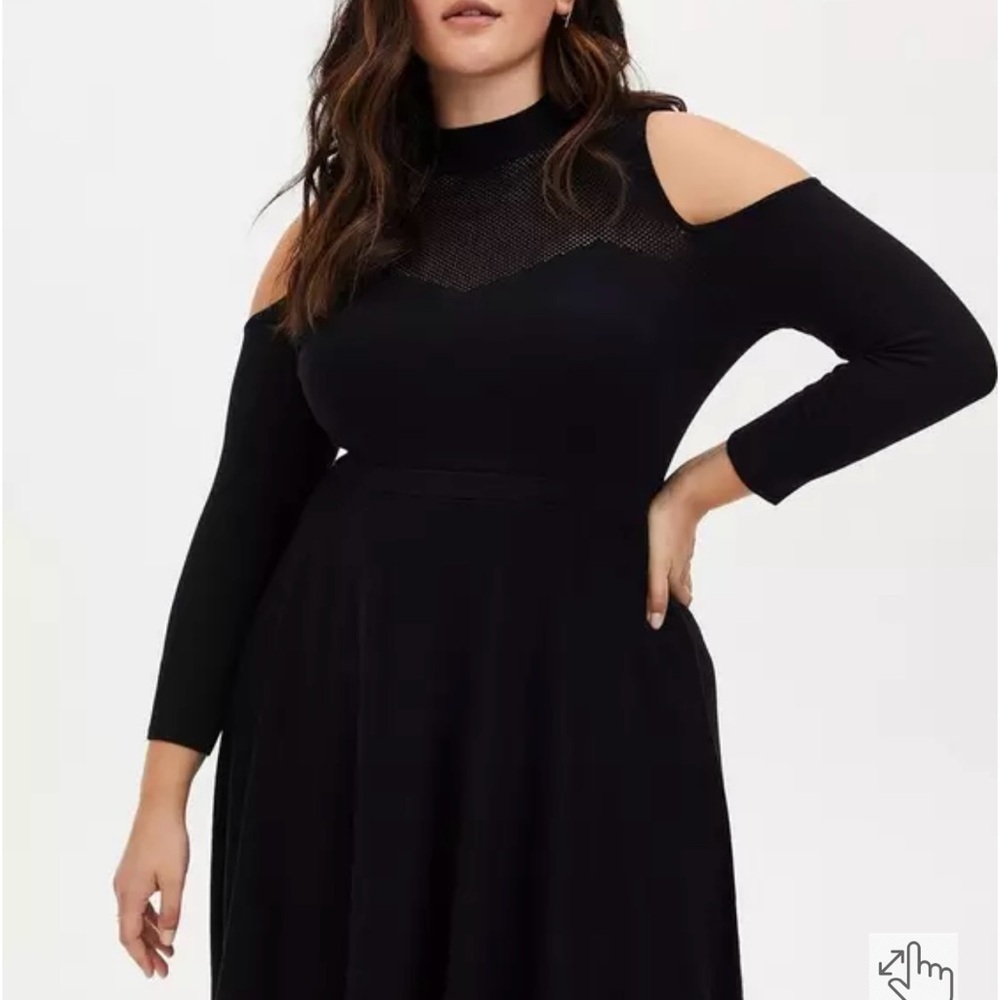 Torrid Size 0 Mini Sweater Cold Shoulder Dress
